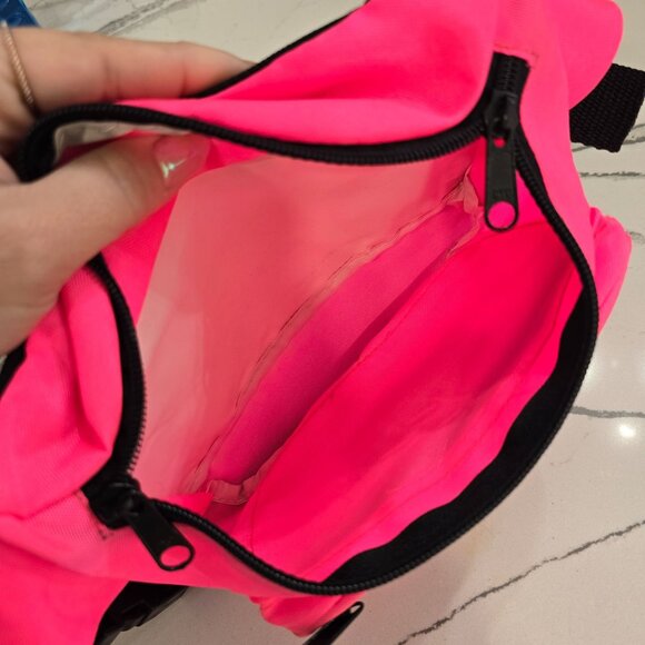 Vintage 90s Neon Pink Fanny pack crossbody Adjustable Black Strap festival retro - Picture 6 of 9